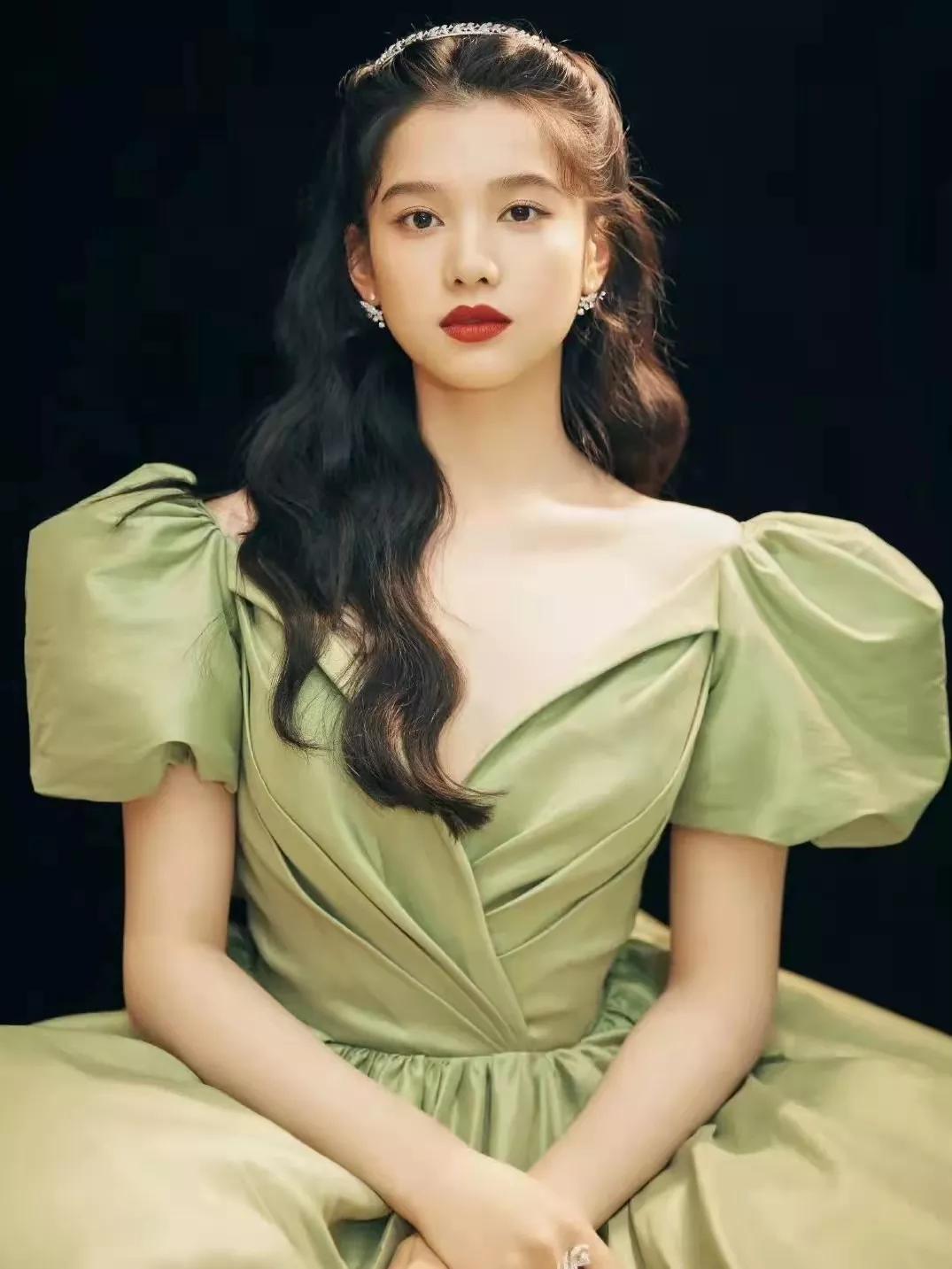 谁才是内娱90后小花颜值扛把子提名这十位