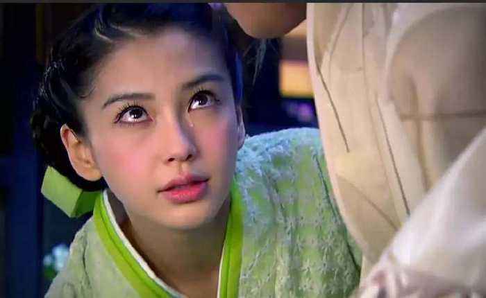 把琼瑶剧女演员,和于正剧女演员的哭戏一比较,差距就出来了_赵丽颖