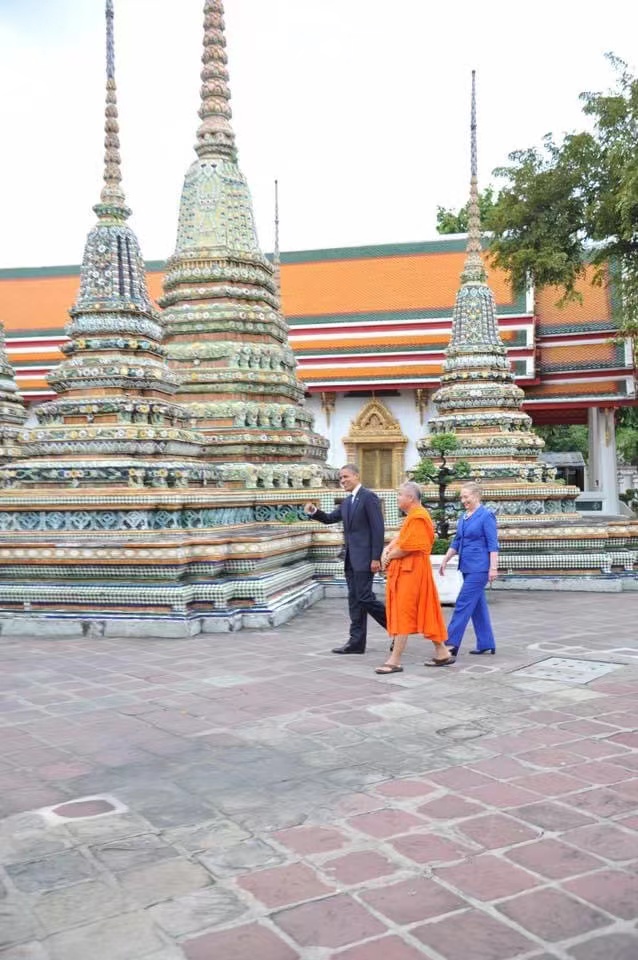 梵蒂冈天主教教廷与泰国皇家寺庙卧佛寺之间50年的友谊与对话为世界