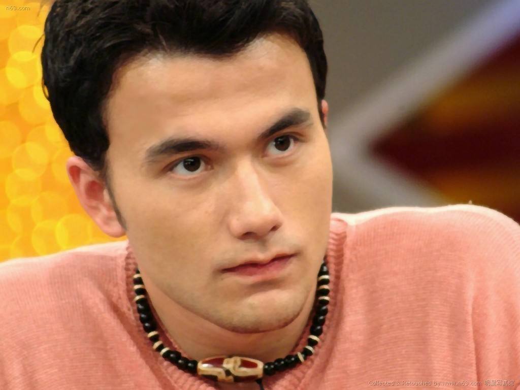 "魔尊重楼"演员黄志玮被曝破产,拖欠银行贷款上千万,本人回应