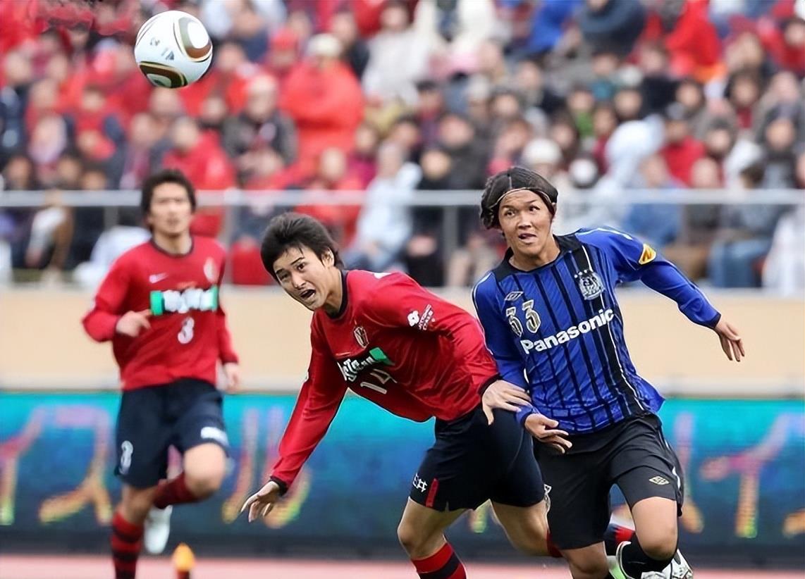 日经:大阪樱花vs横滨水手,横滨有明显的领先优势,大阪处于一般状态_比