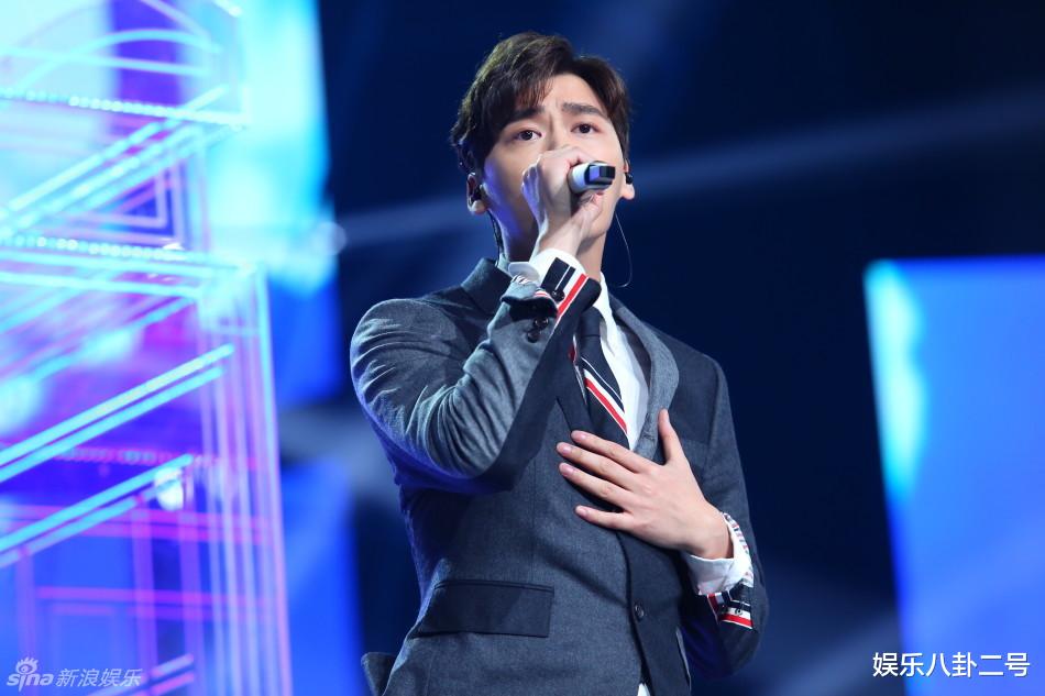 参演电视舞台次数:李易峰2次王源5次,她红了12年首次参加_杨幂_明星