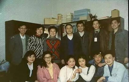 杨晓宁和吉雪萍,何威等童年的小伙伴们再度合作了《十六岁的花季》的