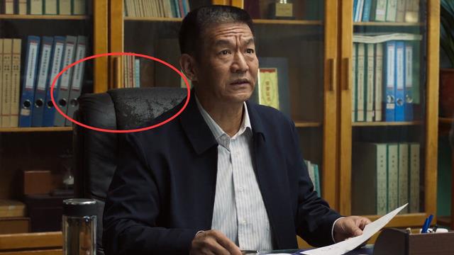 山海情:剧组丧心病狂,椅子上也安排细节,八倍镜追剧都有点吃力_闫妮