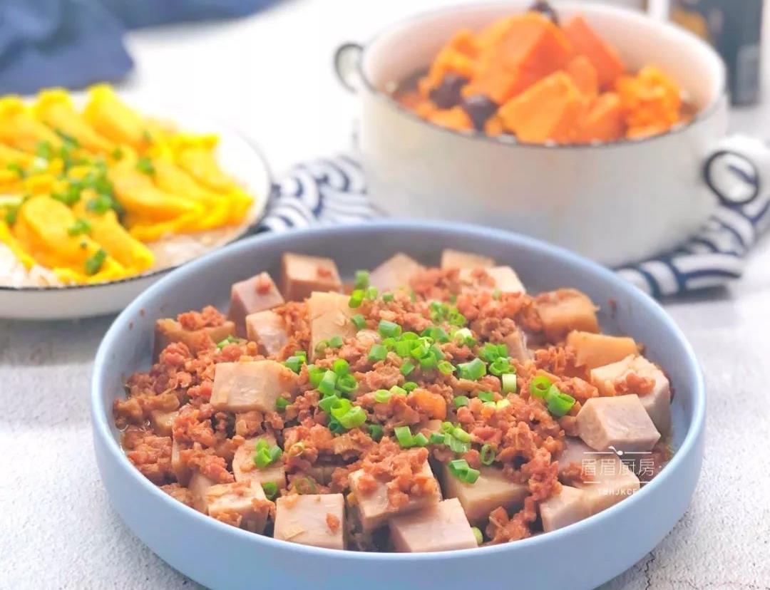 原创姜汁红薯肉末芋头粉丝蒸蛋饺鹅妈妈压力锅给你的午餐加色彩