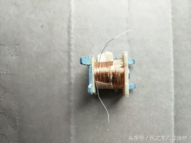 汽车四脚五脚继电器原理与检测方法