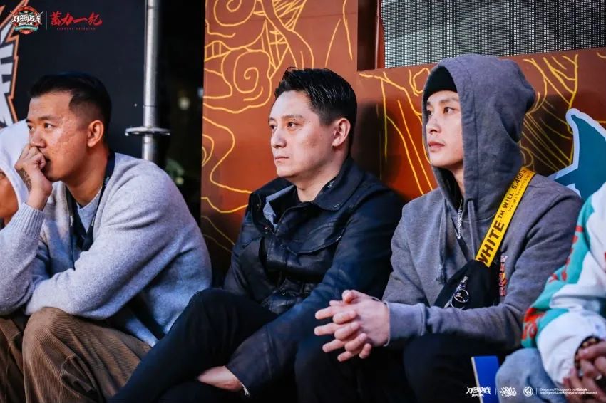 角斗舞仕街舞名人堂之bboy刘震宇乐乐