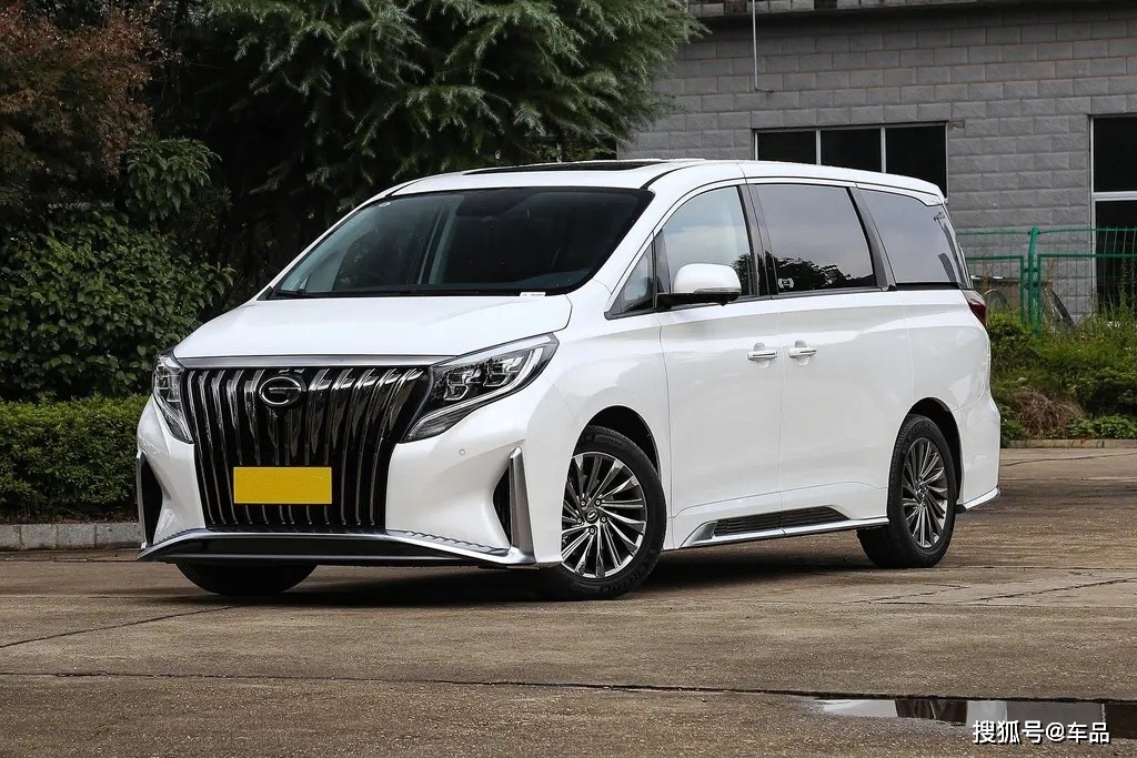 体验广汽传祺m8大师系列390t至尊版售价2528万元值不值