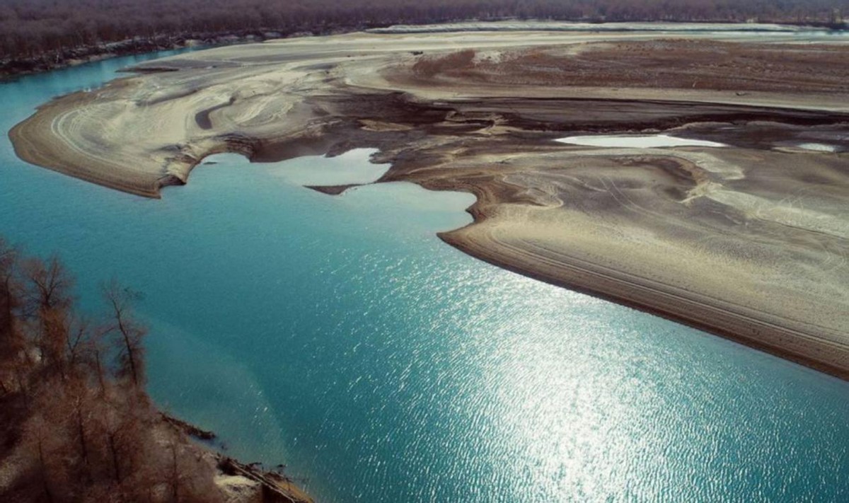 新疆4亿年前的“死海”正在复活，但是，水从哪儿冒出来的？