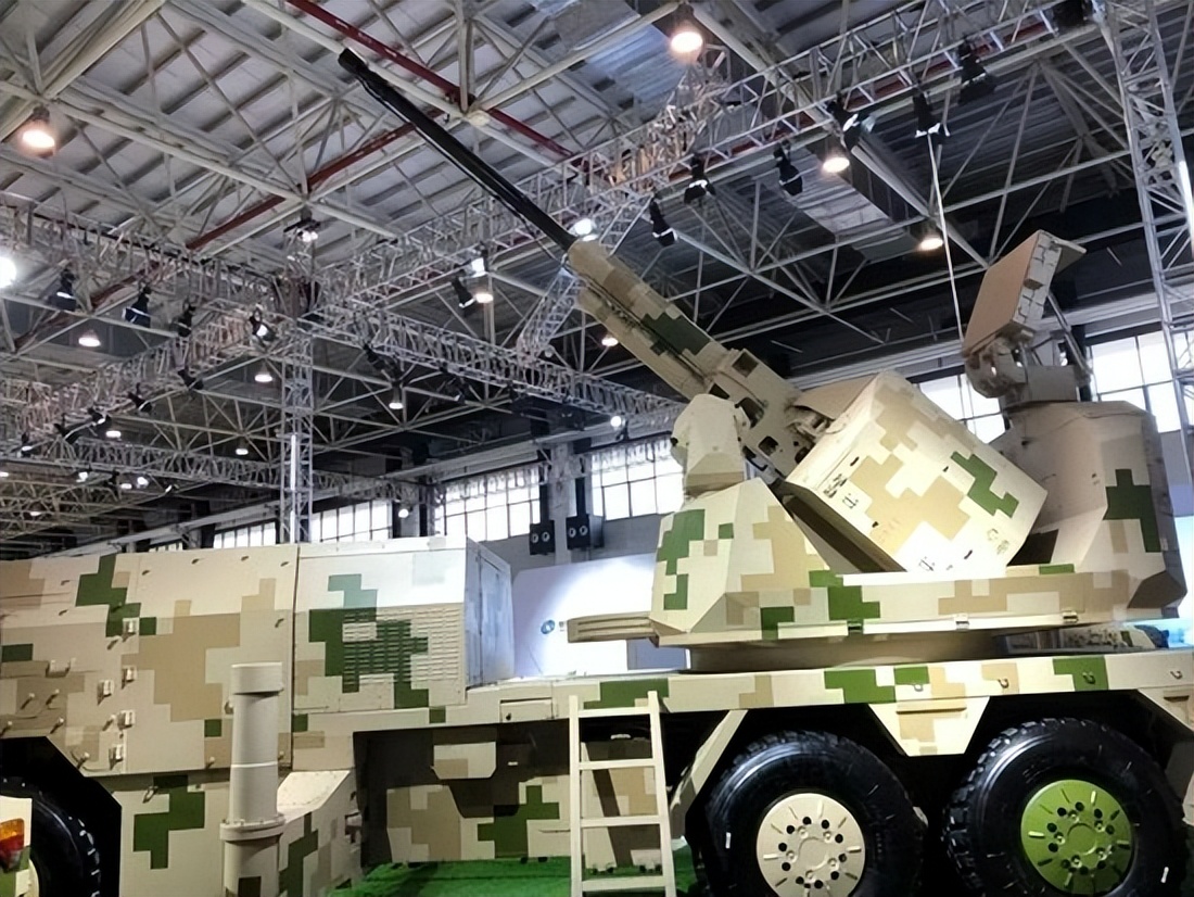 原创俄军被无人机袭击中国sa2型76毫米车载高炮正是无人机的克星