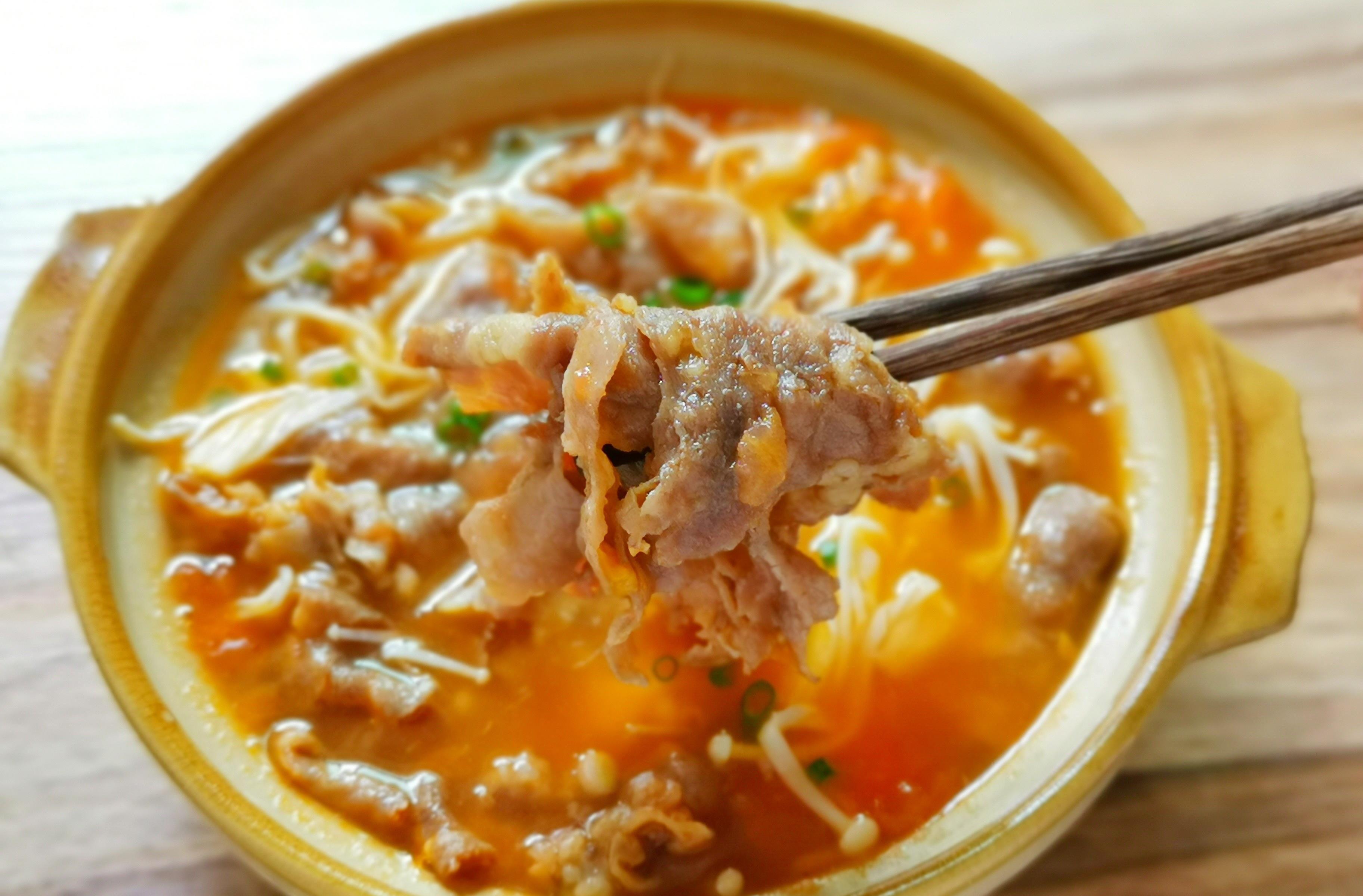 原创番茄除了炒鸡蛋还可以煮肥牛汤汁鲜甜入味下饭又营养