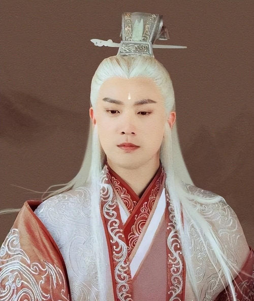 七位古装白发美男造型,张智尧超凡脱俗,任嘉伦儒雅高贵