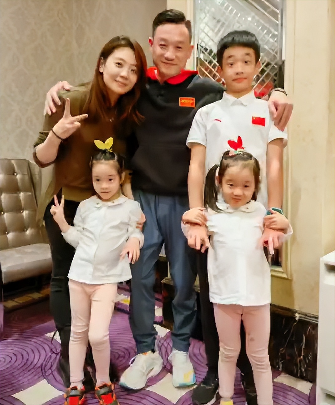 家乡湖北武汉是奥运冠军杨威与前中国体操运动员杨云的儿子 杨威简 