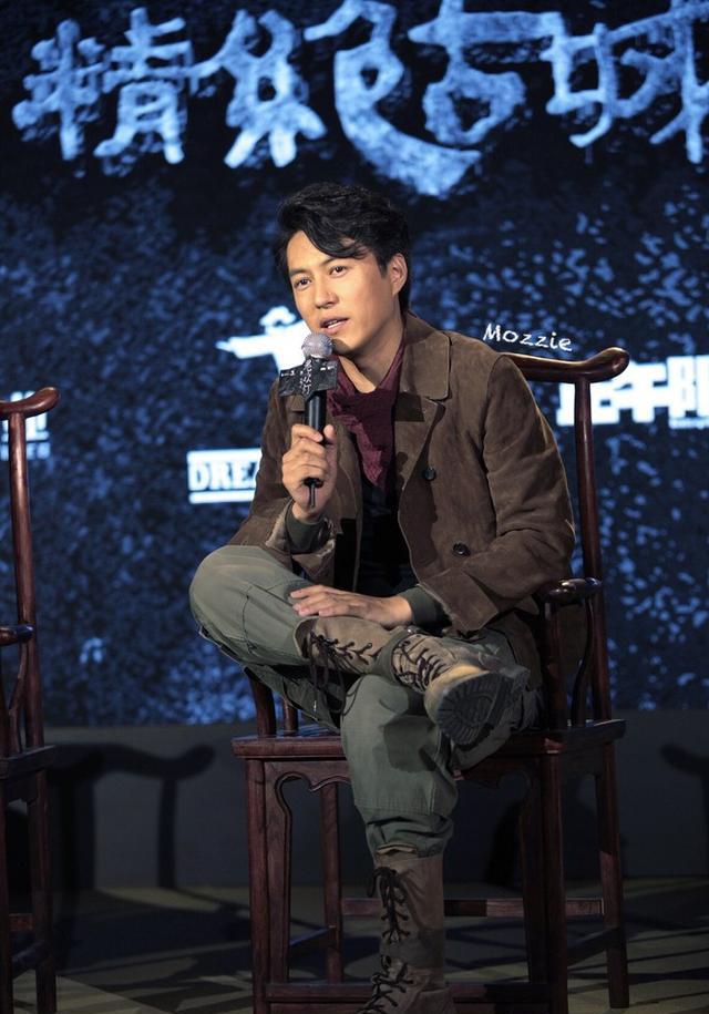 靳东不拍《鬼吹灯》的原因_戏份_严重_受伤