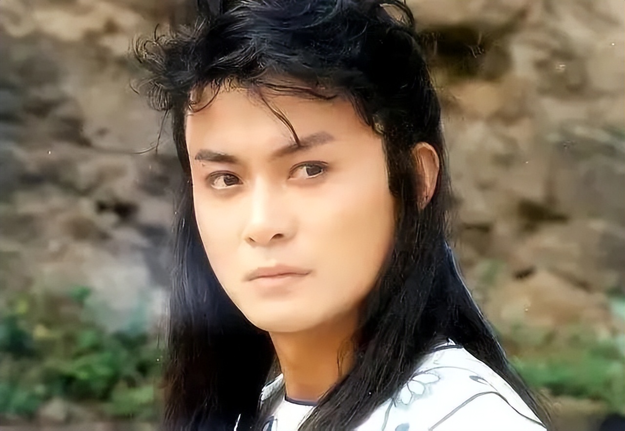 白眉大侠》播出27年,大反派成一线明星,女主角已离世_岷山_徐良_赵恒