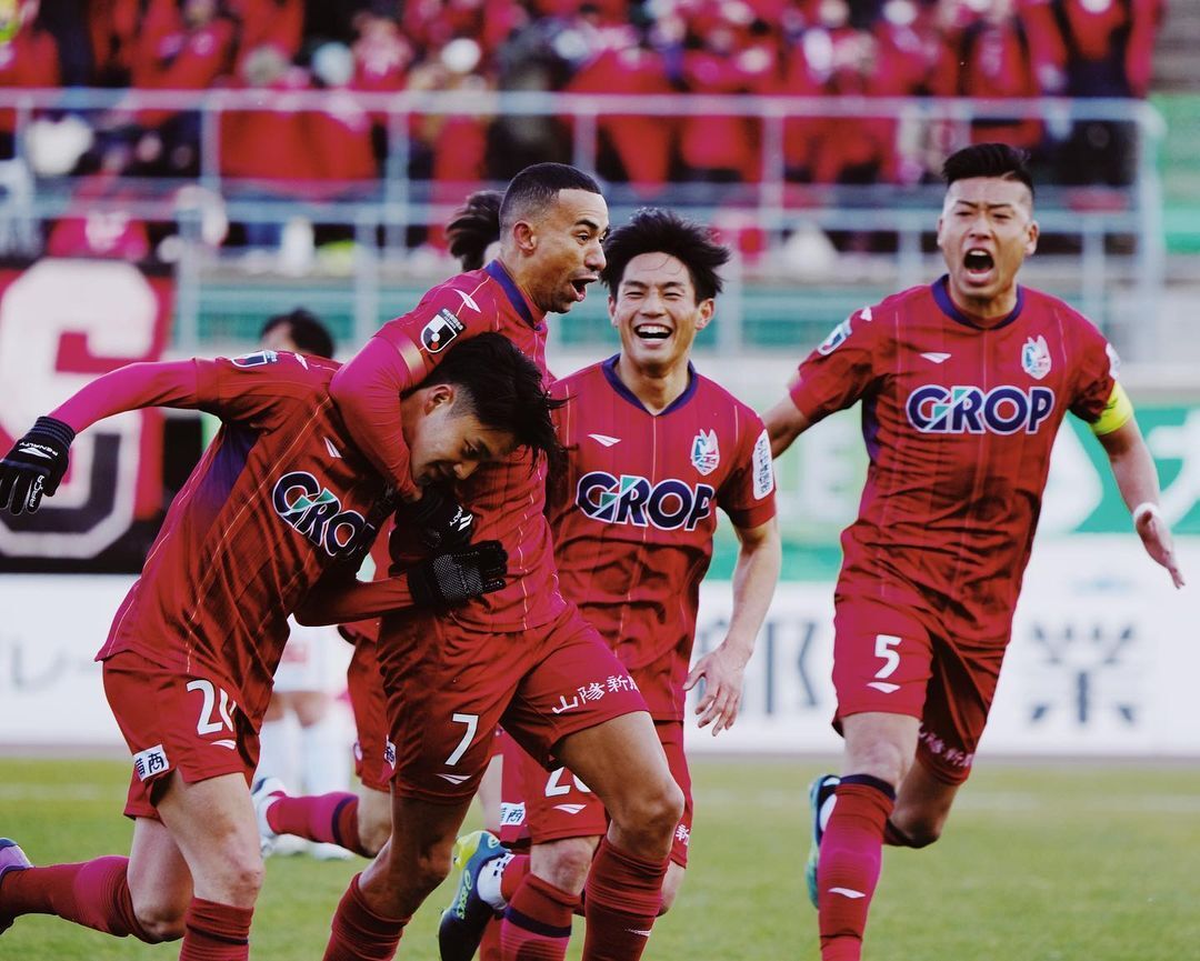 日乙精选冈山绿雉VS 枥木SC 横滨FC VS 千叶市原町田泽维亚VS长崎航海_ 