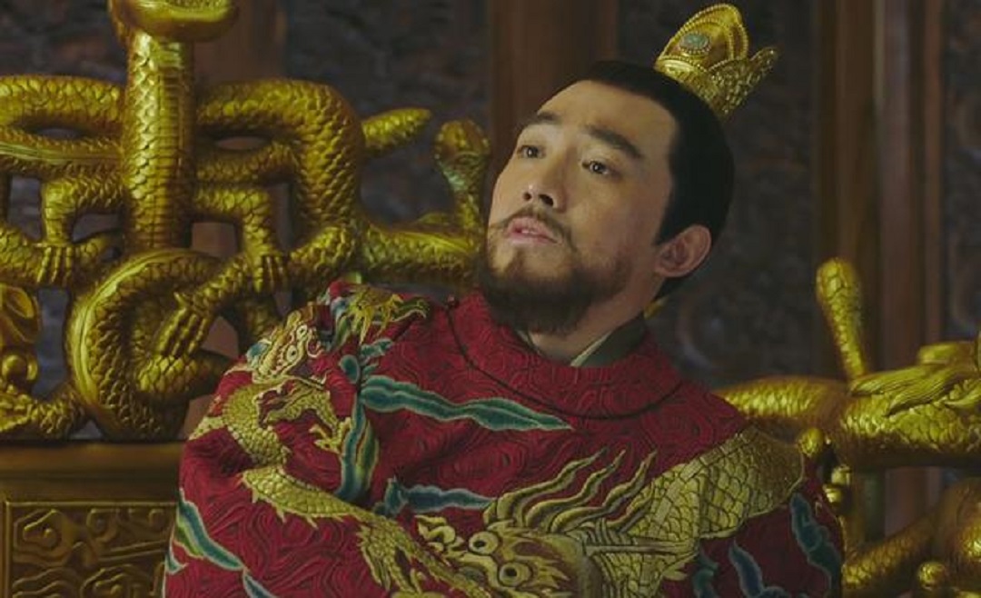 朱瞻基剧照这就使得人们不由得暗自揣测,朱瞻基是不是早就知道父亲会