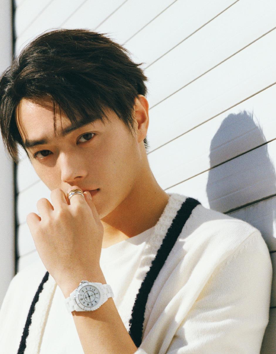 而平时的造型总是走痞帅风的许凯其实大多数时候如果出席活动,或者说