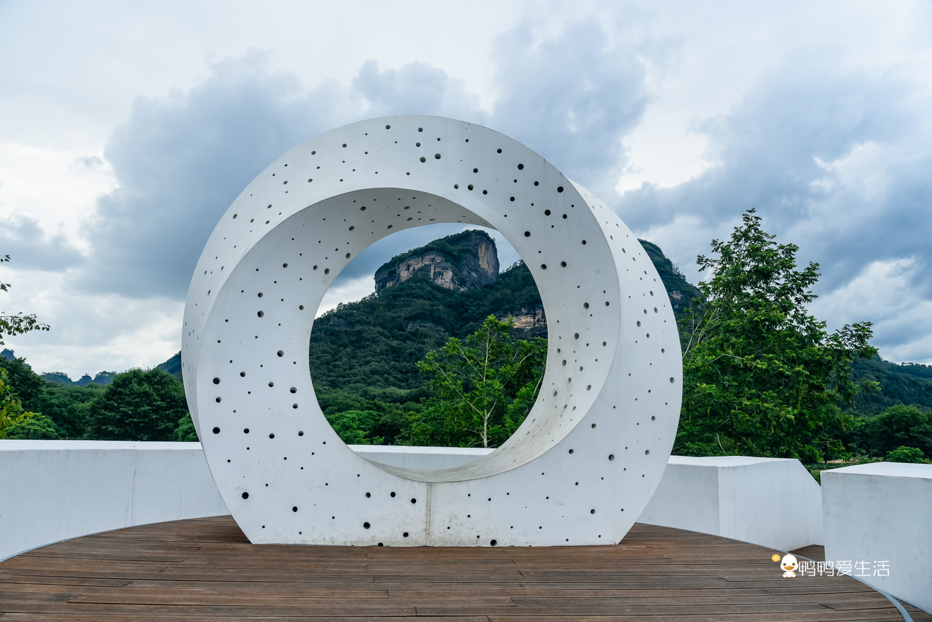 武夷山旅游最不累的方式崇阳溪边漫步六大网红观景台打卡