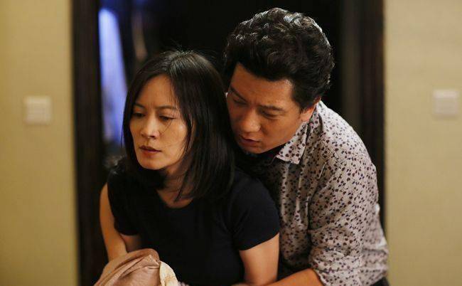 俞飞鸿年过50岁,终于说出终身不嫁的真相,原来我们都被骗了!