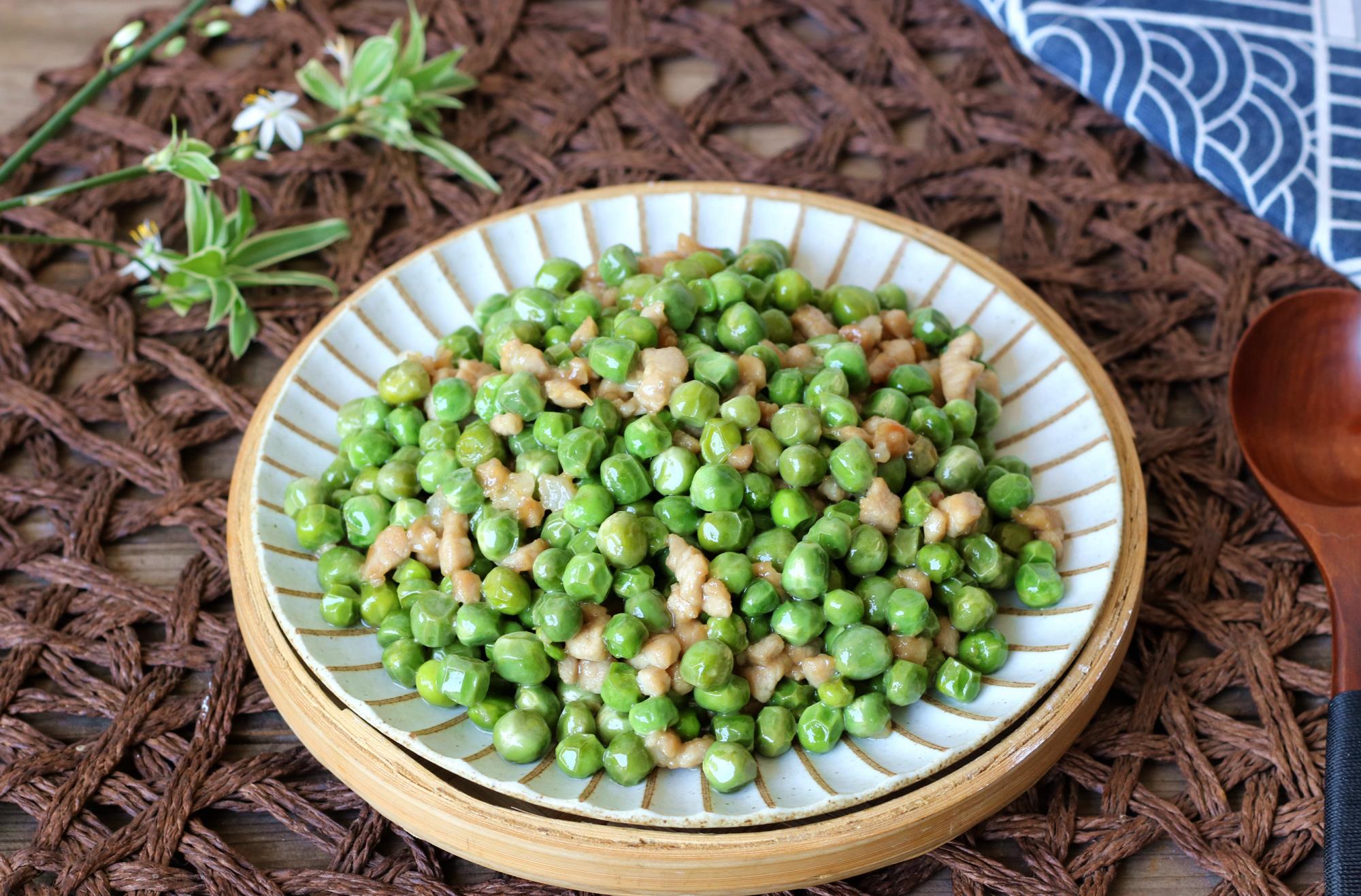 炒豌豆肉末,下锅顺序很重要,很多人做错,难怪豌豆不入味还难吃_孩子