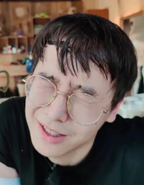 香蕉_头发_镜头