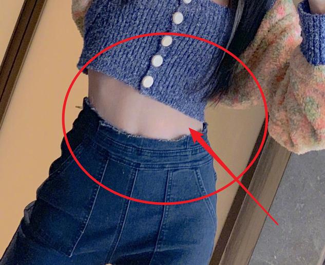 鞠婧祎晒美照,马甲线成焦点,比正常腰围还小20cm是认真的?