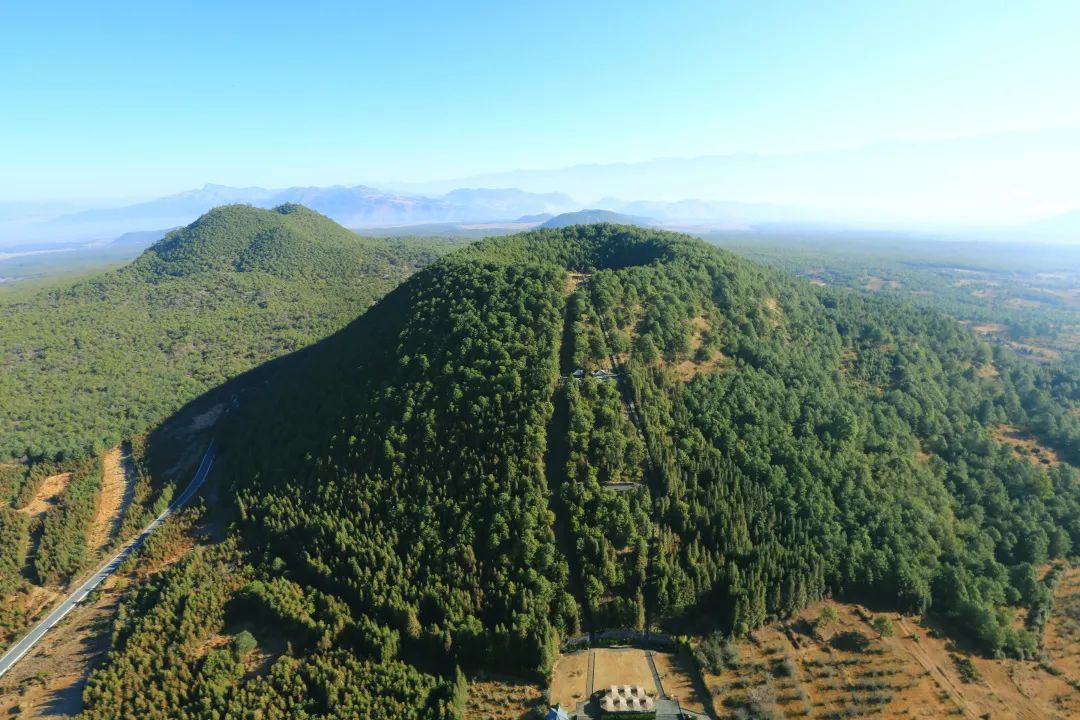 地与火的碰撞——淳朴而热烈的火山人家