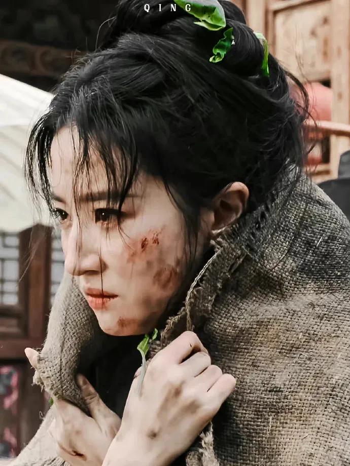 披麻袋都这么好看.