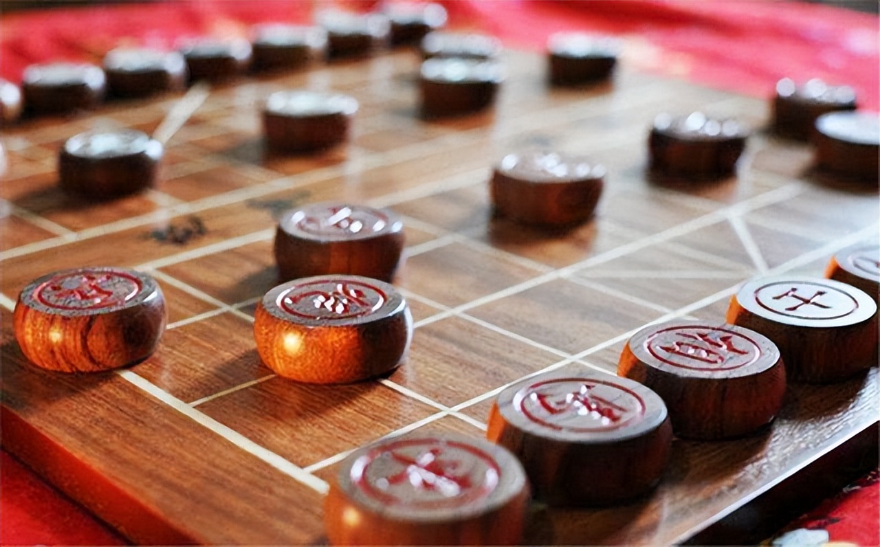 象棋中相帅为什么不能见面