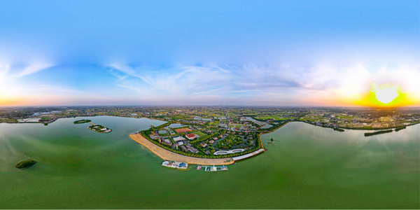千龙湖生态旅游度假区位于长沙市望城区靖港镇,总占地面积近6000亩