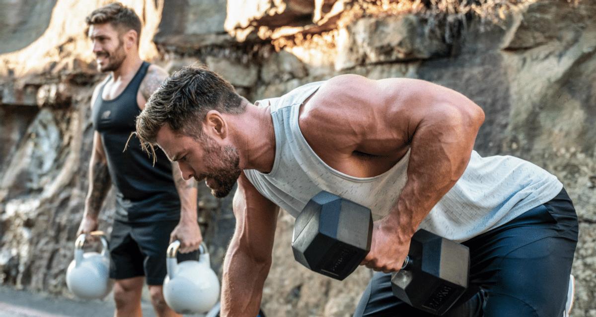 锤哥为雷神4健身太努力,肌肉大块青筋暴起,胳膊快比大腿还粗