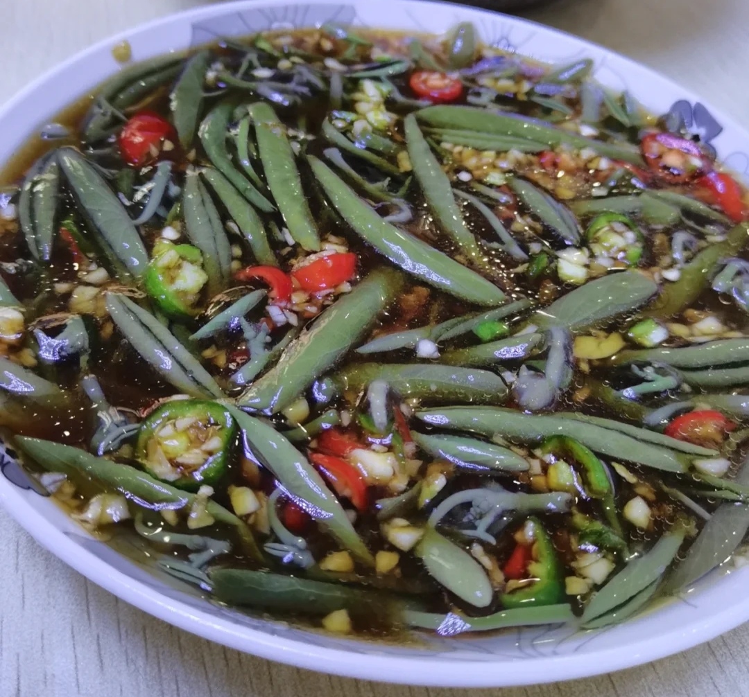 武陵山珍特色凉拌莼菜