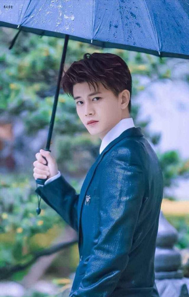 任嘉伦原名任国超,改名改了个寂寞,其他明星原名大家知道多少_本名_魏