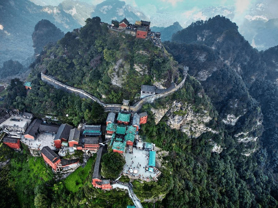 珞珈山全景图片