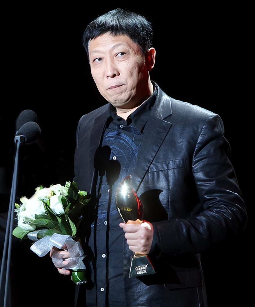 原创爸爸专业户韩童生放弃铁饭碗当演员与妻子恩爱多年很幸福