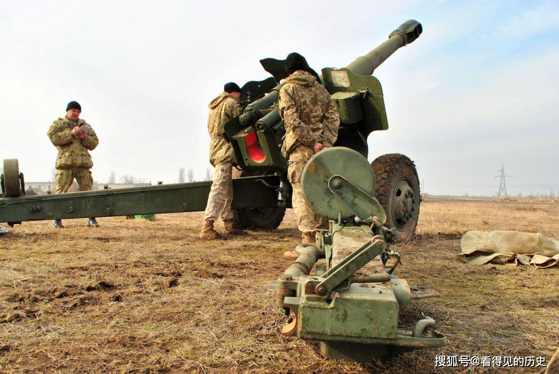 2017年认真训练的乌克兰炮兵 厉兵秣马 志在报仇_俄罗斯_克里米亚战争