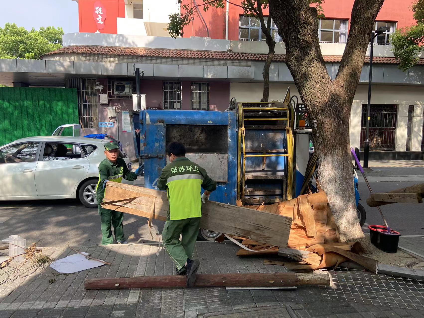 精细管理 打赢环境整治"闪电战"_垃圾_平江_社区