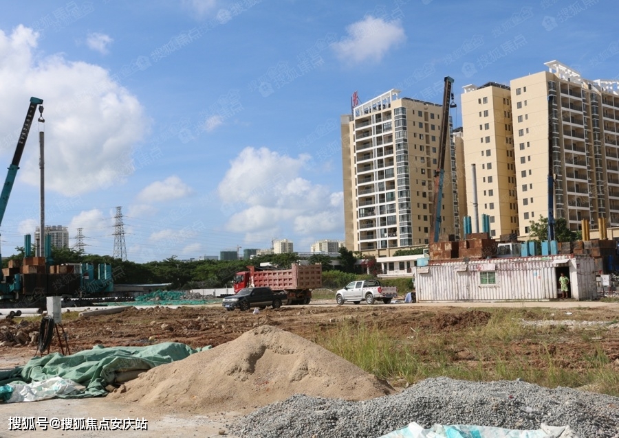 官方【三亚凤凰苑】售楼处电话:400-186-1314转5200三亚凤凰苑*24小时