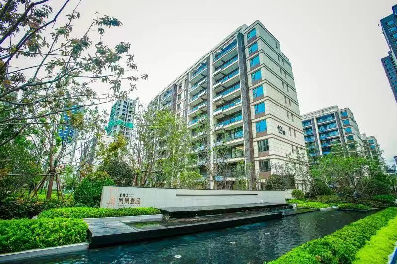 实地探盘碧桂园凤凰壹品不负时光久侯交付在即