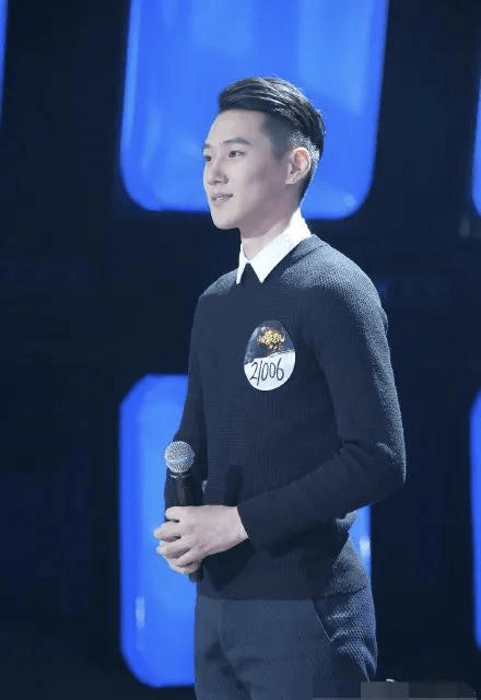 王炳翔:郭敬明曾为他冒险,今主演新剧《爱上坏狐狸小姐》_剧中_水亦诗