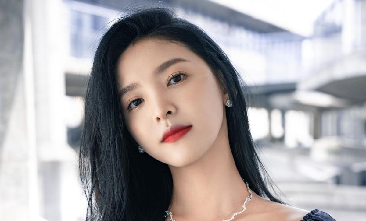 罗云熙携新甜宠剧来袭,搭档90后人气小花,看清导演:果断追剧_章若楠_