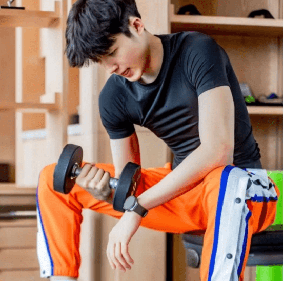 吉林大学"最帅学长",号称吉大流川枫,网友:这比招生简章好用_训练