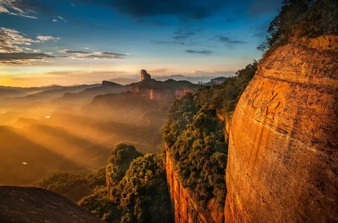 广东适合夏季游玩的山，是广东面积的一大风景区