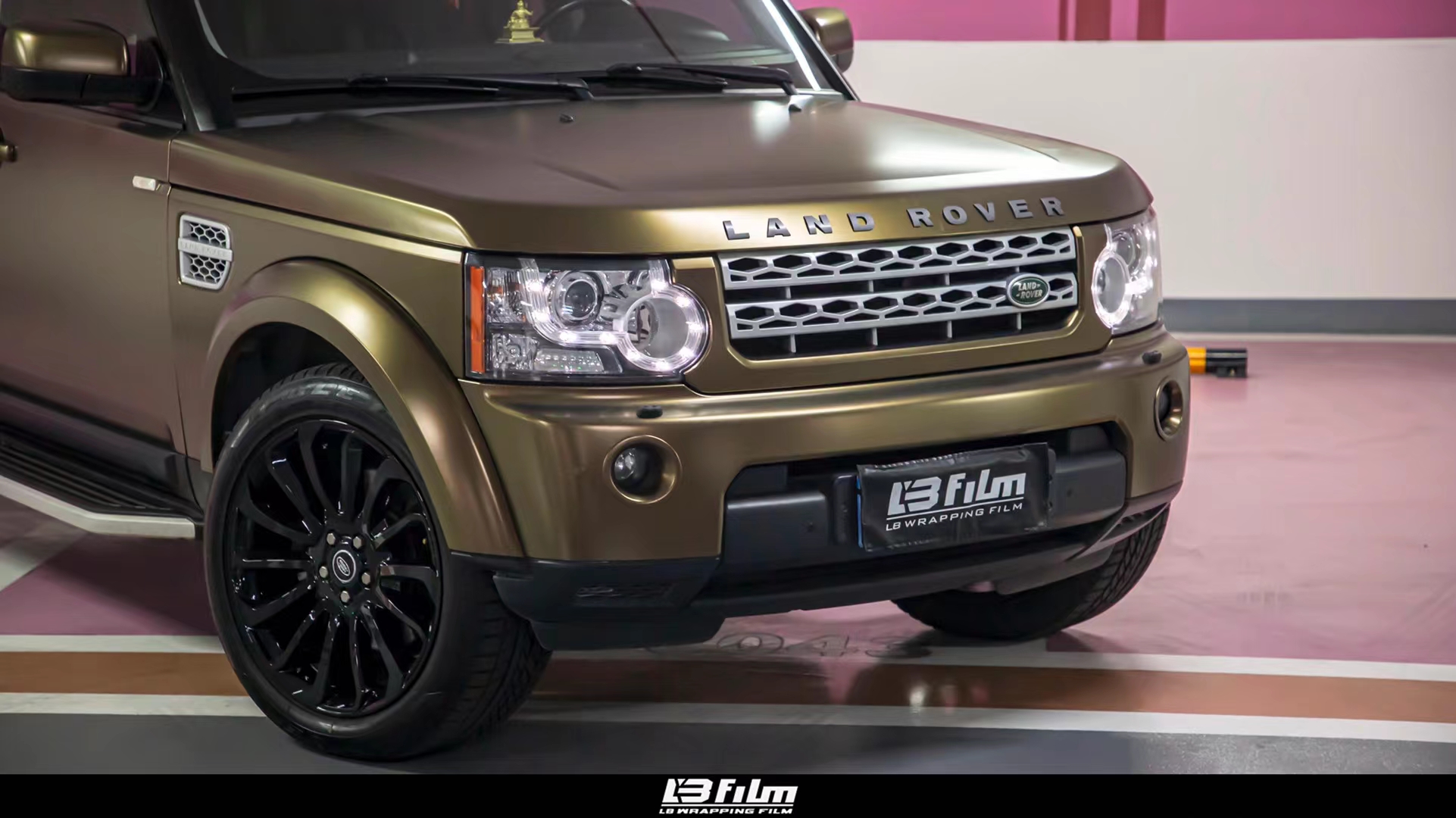 路虎发现lb改色膜电光金棕,高贵典雅的颜色_搜狐汽车_搜狐网