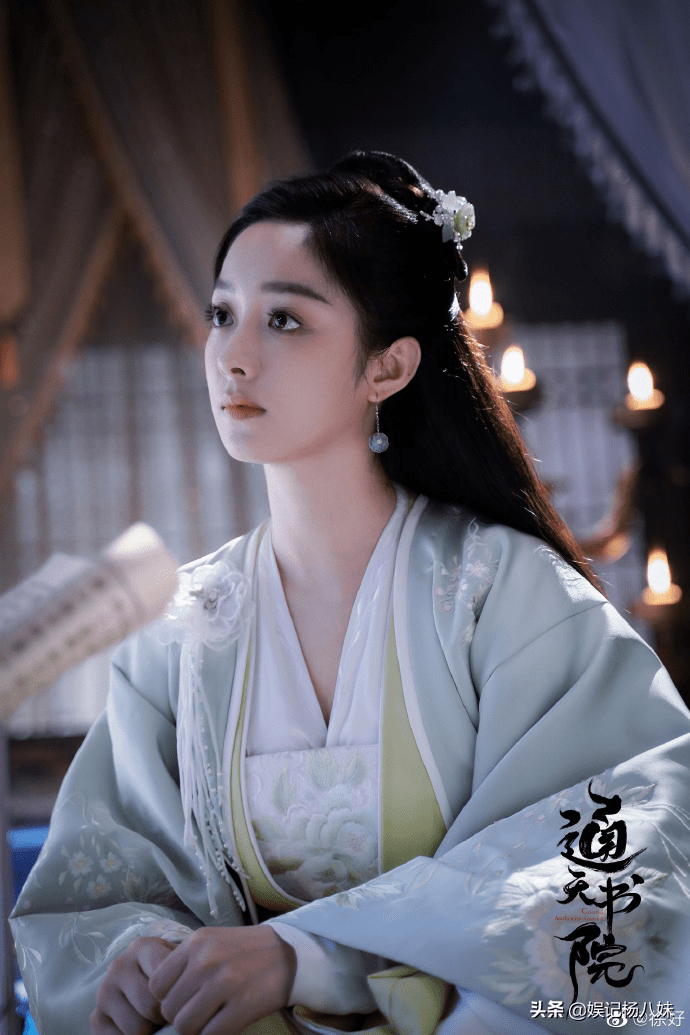 近10年北电状元现状:仅关晓彤吴磊成大明星,其余仍为走红努力_罗昱焜