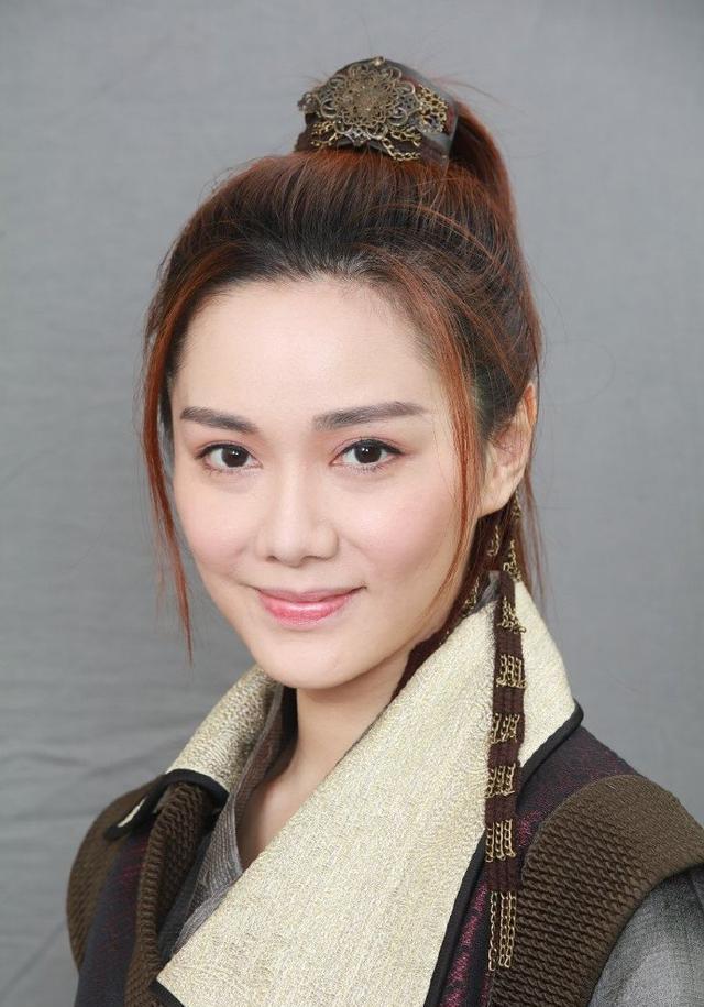 说时迟,那时快,汤洛雯的机会就来到,近日她为全新tvb古装剧《一笑渡