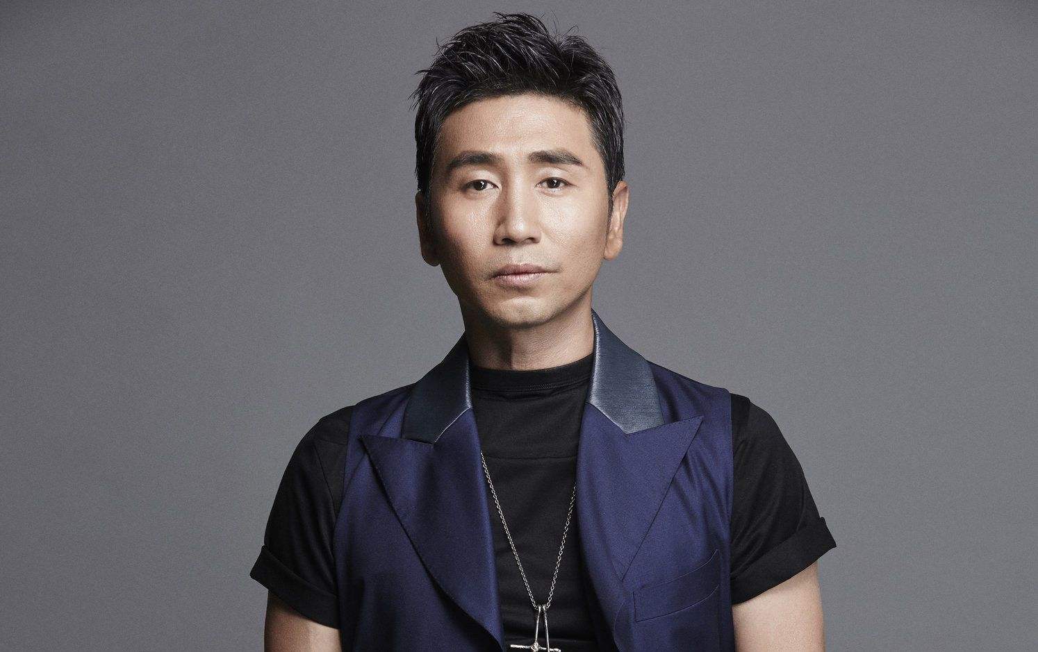 51岁沙宝亮官宣恋情,女方比他小12岁,前妻朱娜曾为他放弃事业_武汉