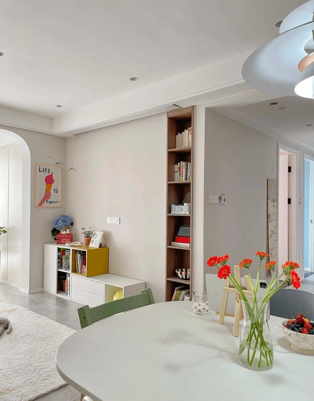 80平小三居时尚精致诠释家的温馨和舒适小家住出大气派的效果