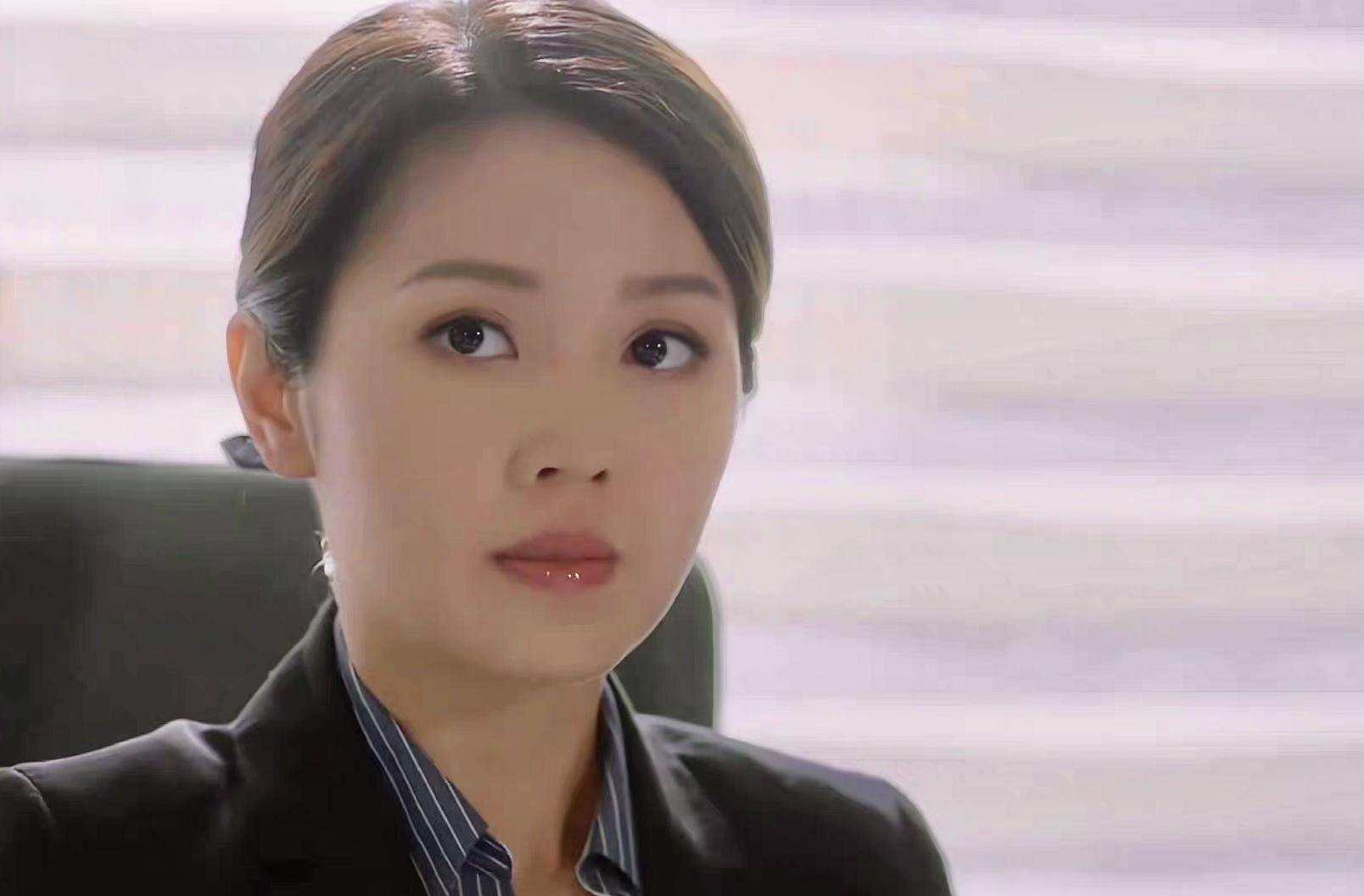 罕见！TVB女星陈庭欣拍剧带自家鹦鹉进组,主动为其争取角色和特写镜头